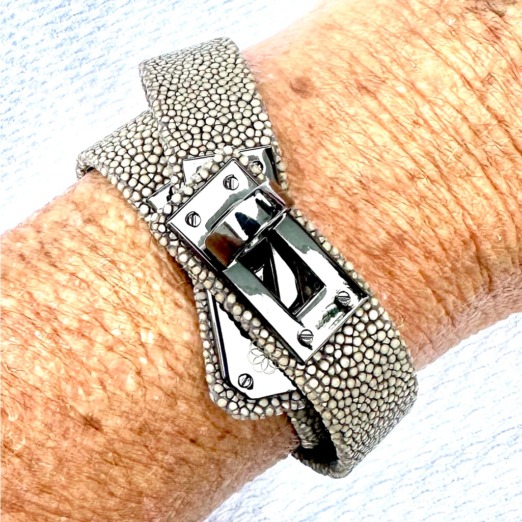 Cristina Sabatini Genuine Stingray Gray Wrap Bracelet Euc